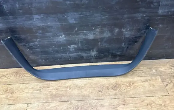 Volvo V70 Tailgate/trunk upper cover trim 1882