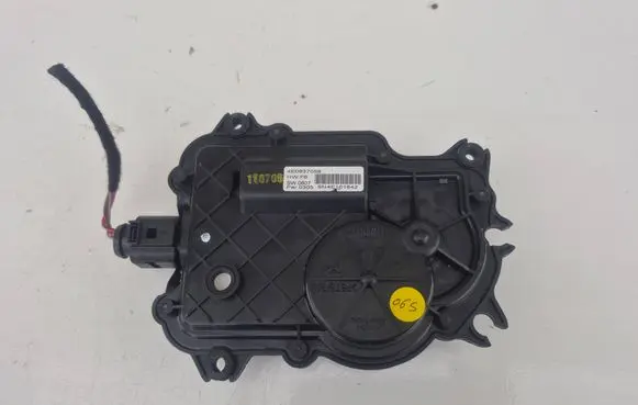 Audi A8 S8 D3 4E Front door soft close latching motor 4E0837059 SW0607 SN4E101642