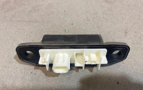 Toyota C-HR I Tailgate/boot open switch button 