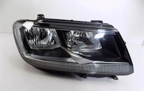 Volkswagen Tiguan Headlight/headlamp