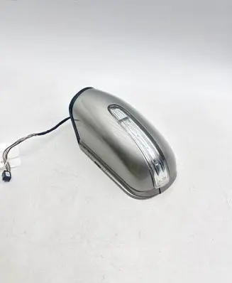 Mercedes-Benz C W203 Front door electric wing mirror 413133417