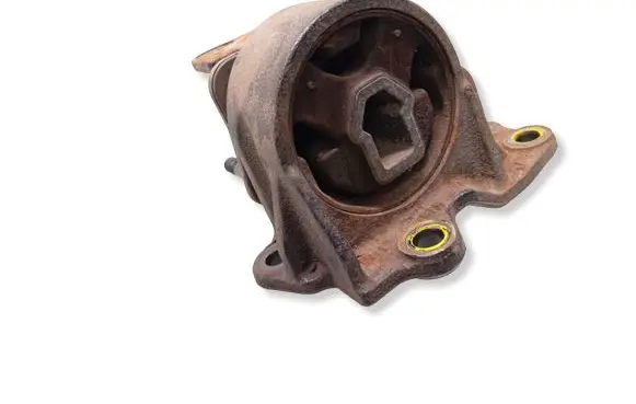 Hyundai Santa Fe Engine mount bracket 218322B000