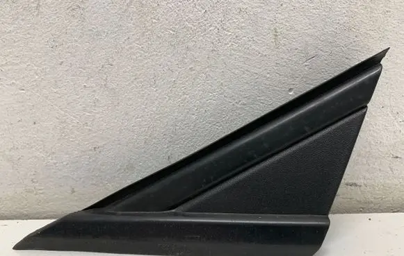 Fender end trim