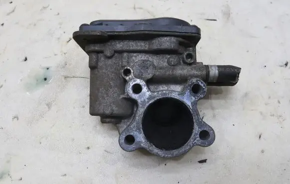 Honda Civic IX EGR valve 18710-RL0-G013