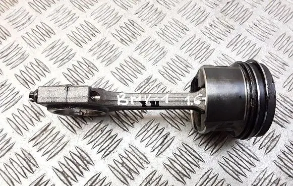 BMW 1 F20 F21 Piston with connecting rod n47d16a