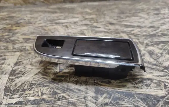 Jaguar XJL Rear door ashtray AW9314B442B