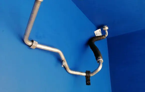 MG ZT - ZT-T Air conditioning (A/C) pipe/hose IES816