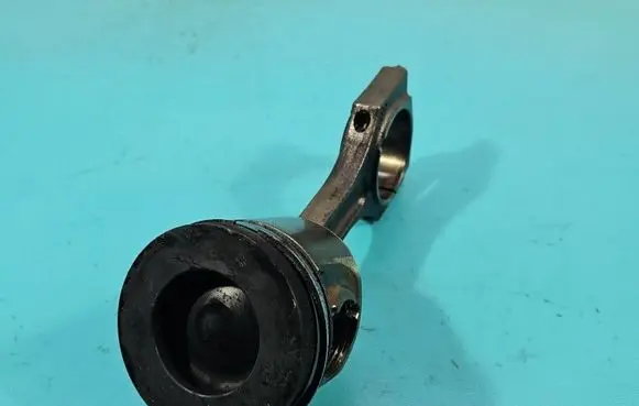BMW X6 E71 Piston IMPRK1543026