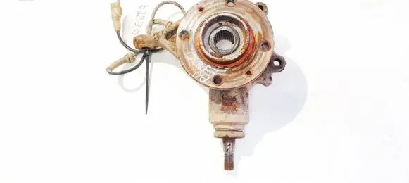 Citroen C4 I Front wheel hub