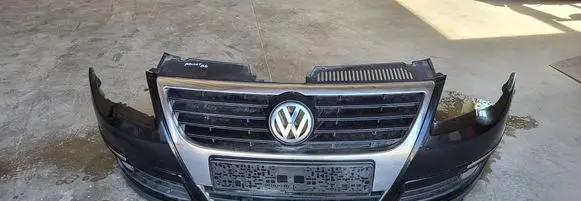 Volkswagen PASSAT B6 Front bumper 
