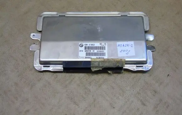BMW 7 F01 F02 F03 F04 Air suspension control unit module (rear) 6859720