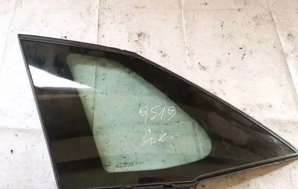 Citroen C4 I Picasso Rear side window as2