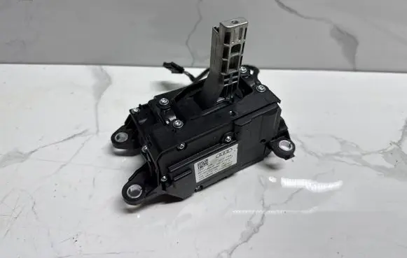 Audi S5 F5 Gear shifter/selector 4M1713041F