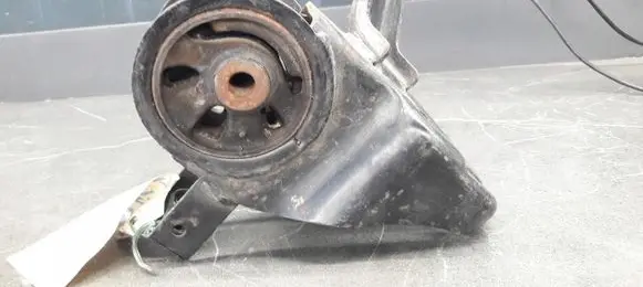 Mazda 626 Engine mount vacuum valve 