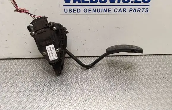 Opel Vivaro Accelerator throttle pedal 7700313060 6PV00811914