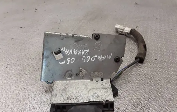 Ford Mondeo Mk III Tailgate/trunk/boot lock/catch/latch 3S71A43102AB