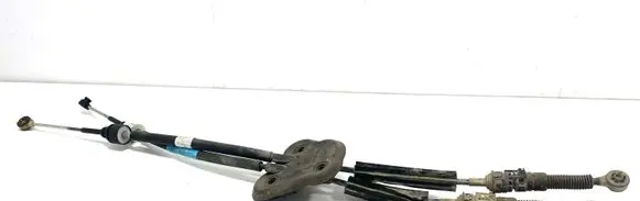 Renault Megane III Gear shift cable linkage 8200779393 9613054F 6981285087