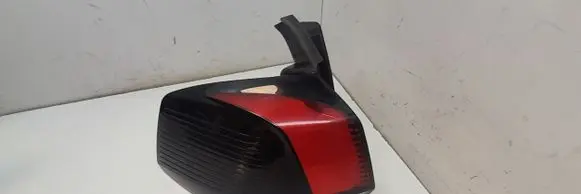 Peugeot 5008 II Rear/tail lights 9811028080