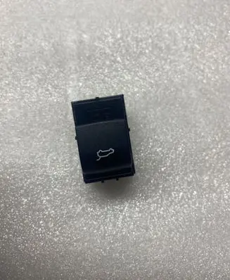 Tailgate opening switch