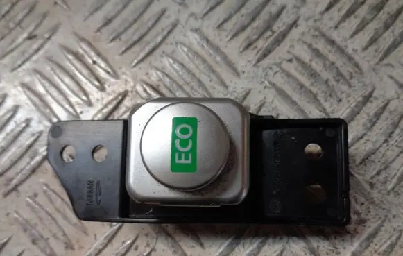 Nissan Note (E12) Other switches/knobs/shifts 969RE3VV0A