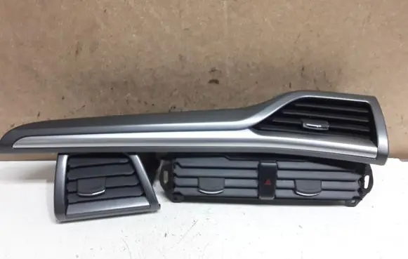 Ford Mondeo MK V Dash center air vent grill DS7319K617 DS73F018B09 DS73F018B08