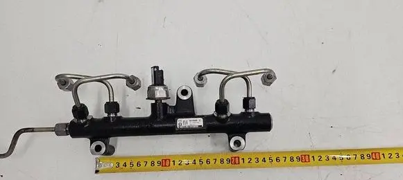 Peugeot 3008 I Fuel main line pipe 9681909680 28497Z01 968190968003