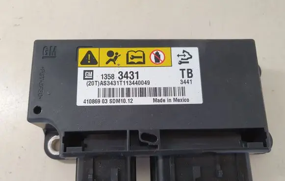 Opel Insignia A Airbag control unit/module 13583431