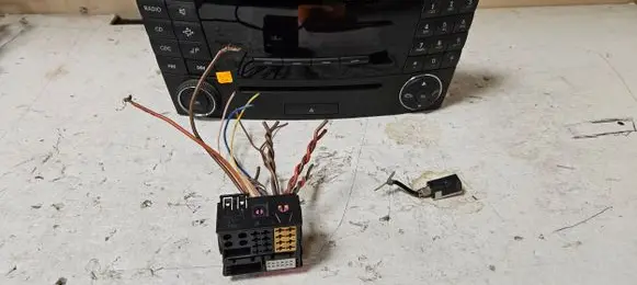 Mercedes-Benz E W211 Sound system wiring loom 0015451530 A2118705089 A2118209889