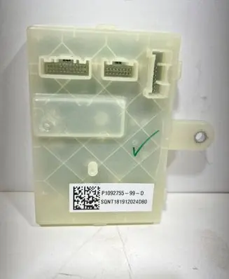 Tesla Model 3 Air suspension control unit module (rear) P109275599D p1092755-99-d