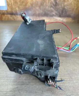 Ford Escape III Fuse box set AV6T14A067AD E02345500