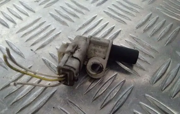 Citroen C8 Camshaft position sensor 9628559980