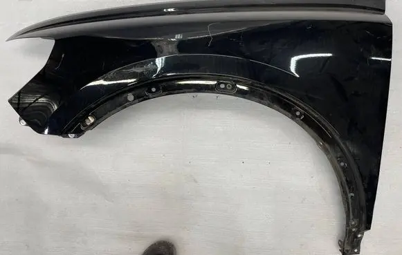 Audi Q3 FJN Fender 83A821467PG