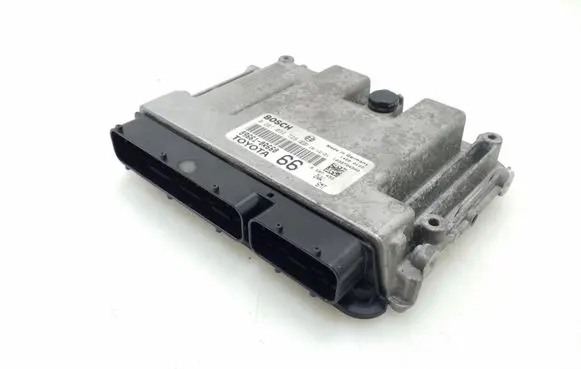 Toyota RAV 4 (XA40) Engine control unit/module 896610R660