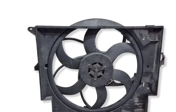 BMW X1 E84 Electric radiator cooling fan 7588974 67327588974