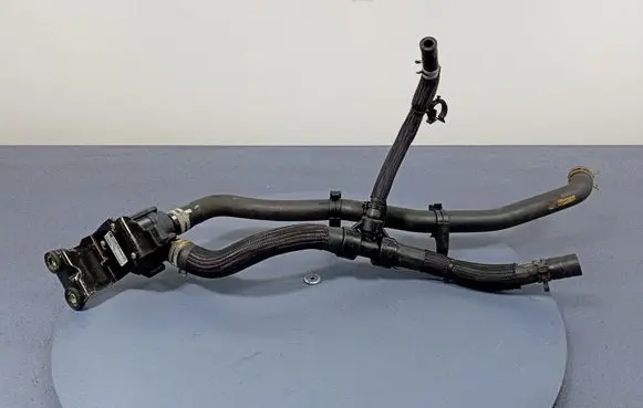 Ford Mondeo MK V Water pump DS7G8C419CB