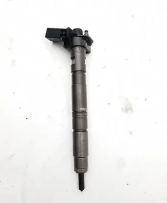 Audi A4 S4 B8 8K Fuel injector 03L130277 0445116 03033522