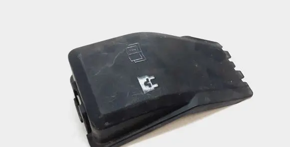 Volvo S60 Fuse box cover 30659262