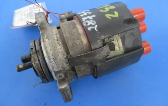 Skoda Felicia II Spark distributor 