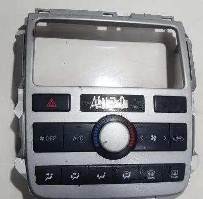 Toyota Avensis Verso Climate control unit 5590044270 55900-44270