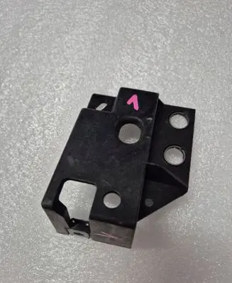 Renault Megane IV Headlight/headlamp mounting bracket 622222944R