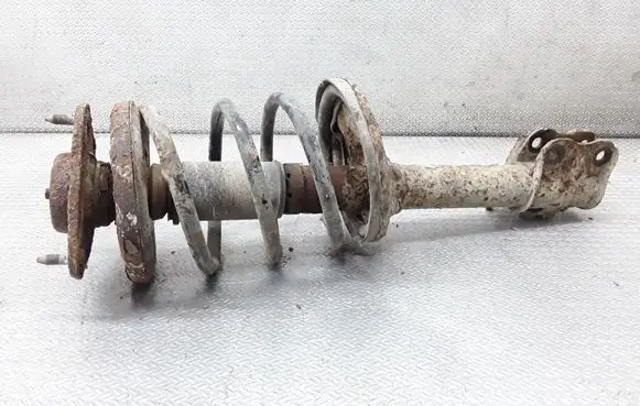 Mitsubishi Outlander Front shock absorber with coil spring