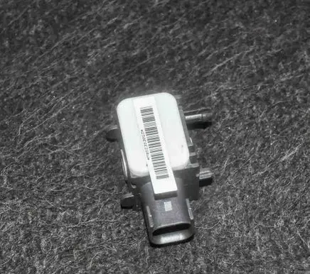 Hyundai Genesis Airbag deployment crash/impact sensor 959202B000