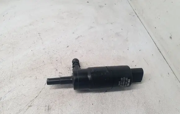 Audi A4 S4 B8 8K Windscreen/windshield washer pump 3B7955681
