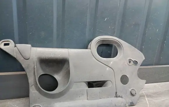 Renault Megane II Other engine bay part 8200520781
