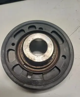 Ford Focus Crankshaft pulley CM5G6316HB