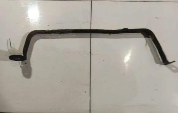 Ford C-MAX I Fuel tank mounting bracket 
