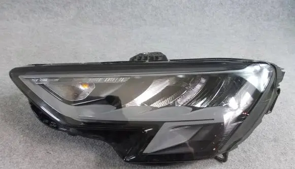 Audi A3 8Y Headlight/headlamp 8Y0941011