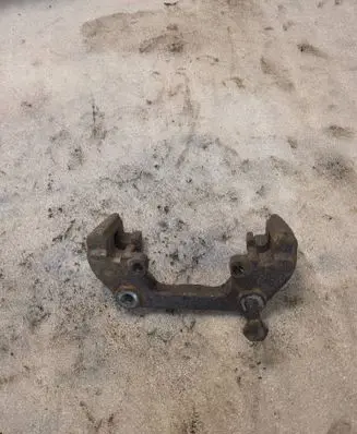 BMW 7 E32 Front Brake Caliper Pad/Carrier 