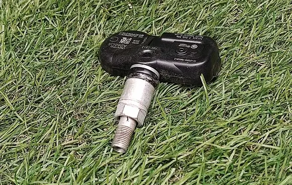 Nissan Murano Z51 Tire pressure sensor 3729APMVC813