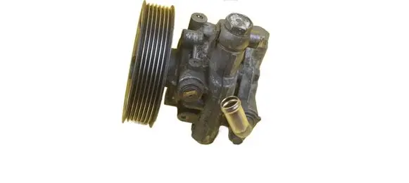 Mitsubishi Pajero Power steering pump 6G74